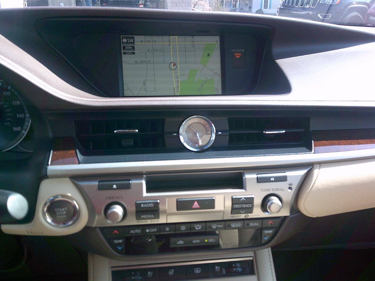 Lexus ES 350 Sedan 2017