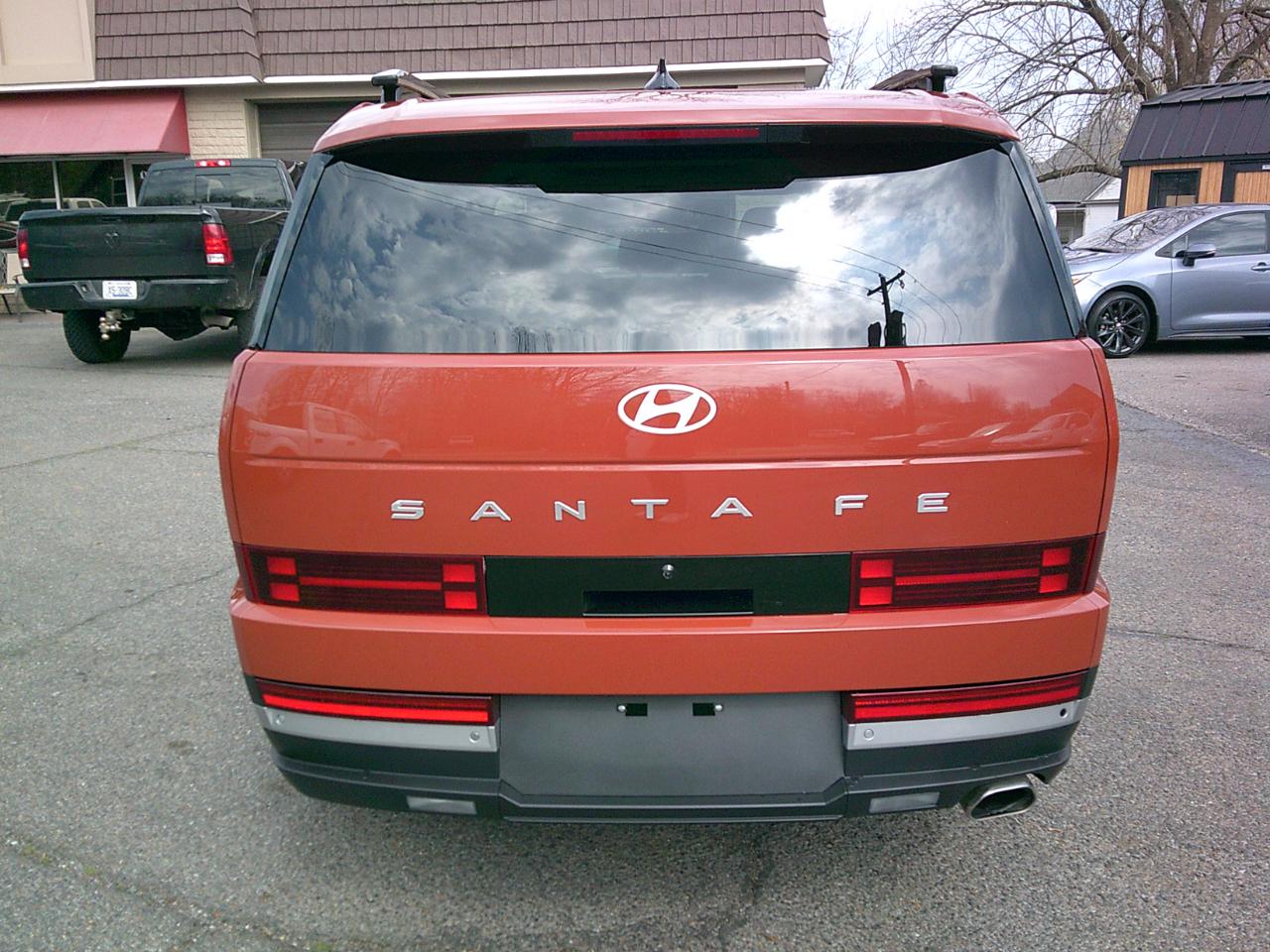 Hyundai Santa Fe Limited 2024