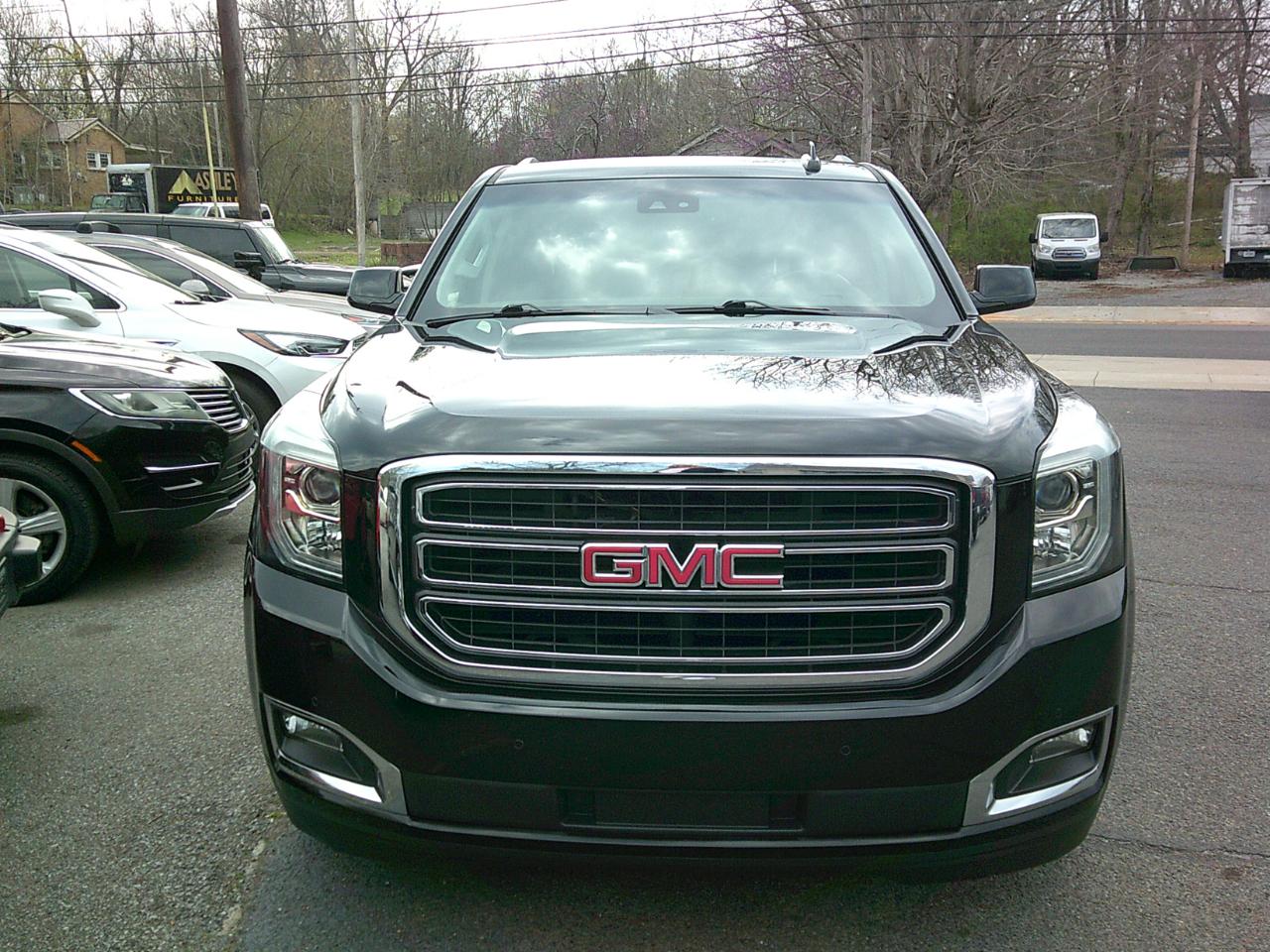 GMC Yukon XL SLT 4WD 2019