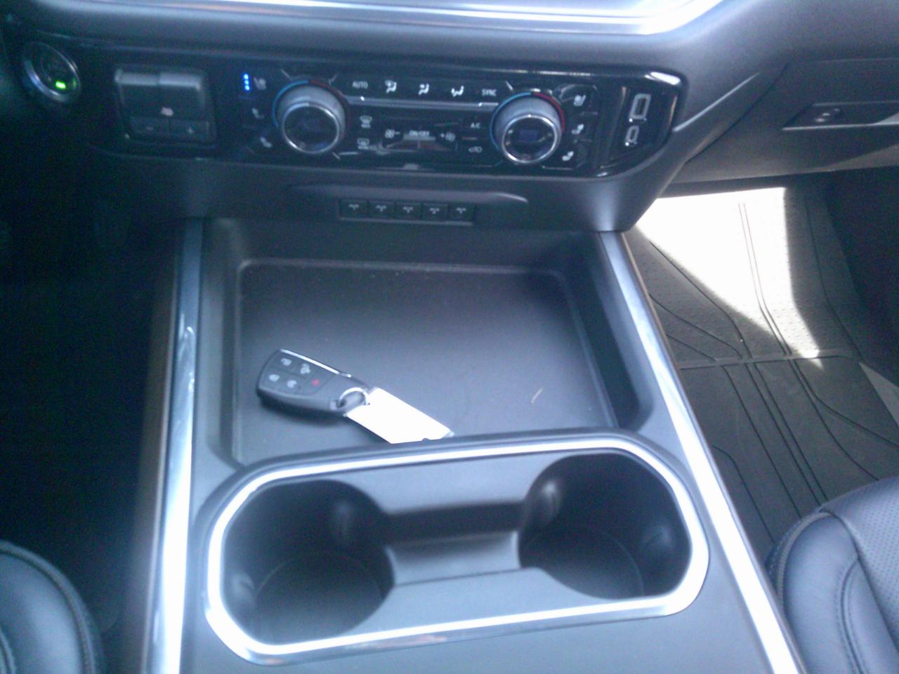 Chevrolet Silverado 3500HD High Country Crew Cab 4WD 2025