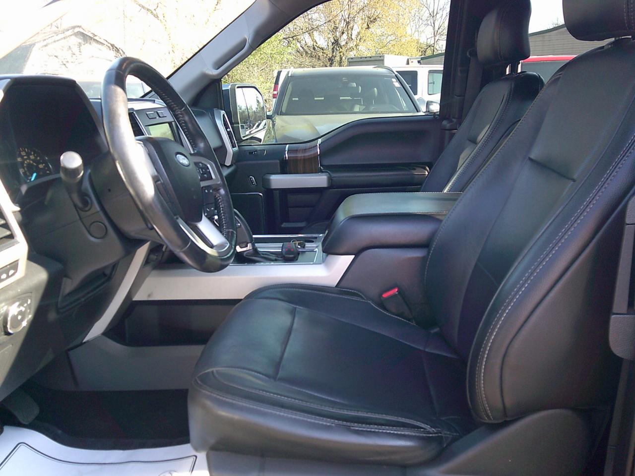 Ford F-150 Lariat SuperCab 8-ft. 4WD 2017