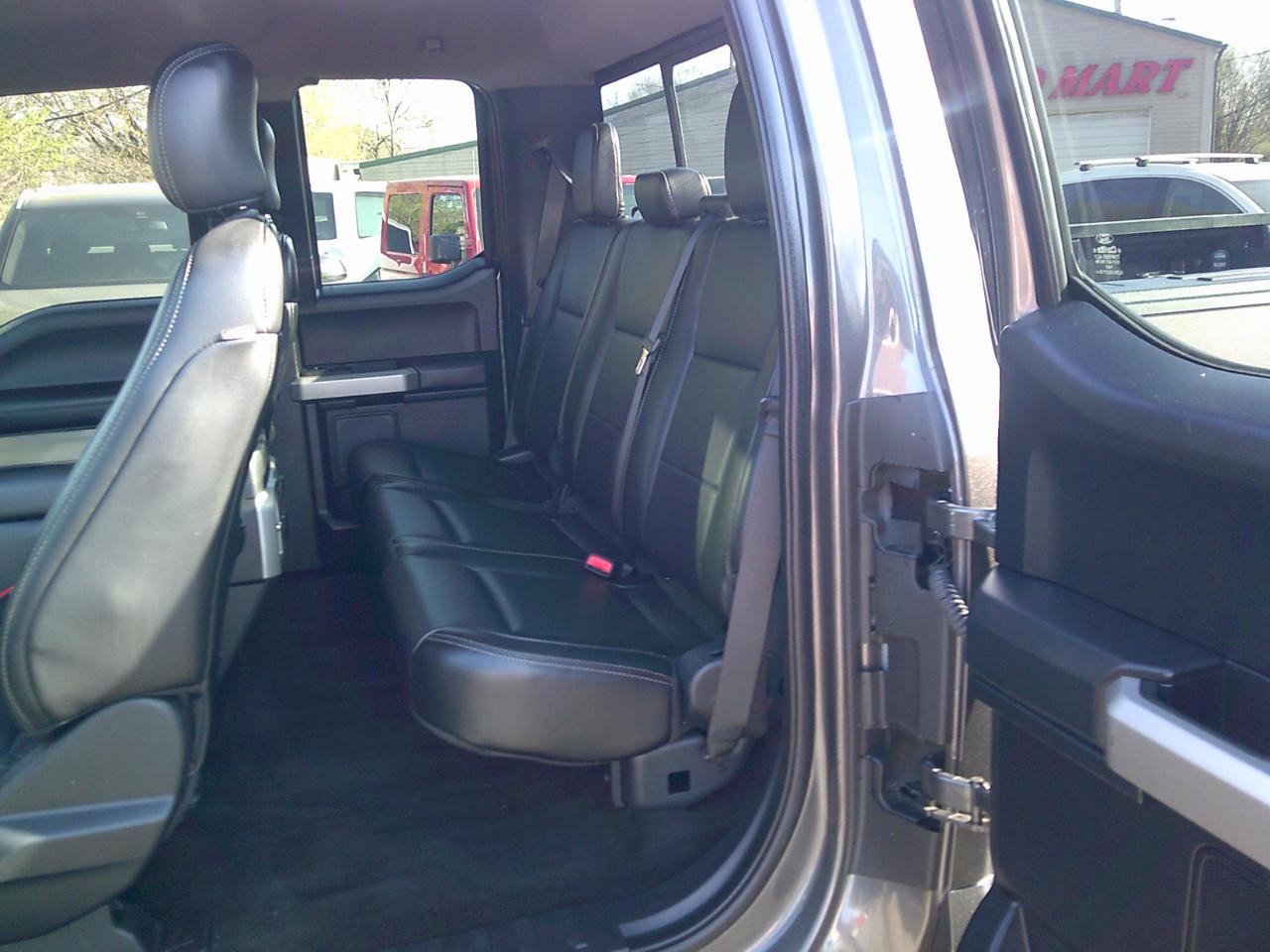 Ford F-150 Lariat SuperCab 8-ft. 4WD 2017