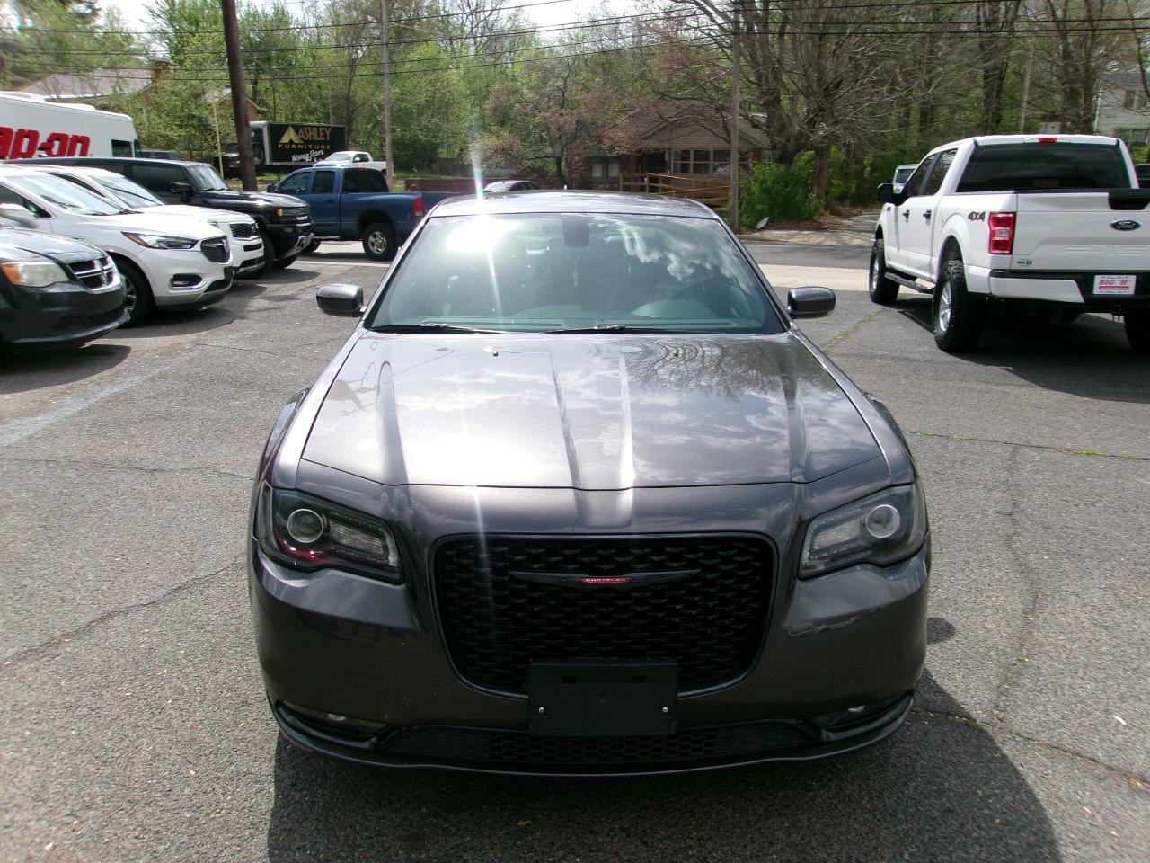 Chrysler 300 S V6 2023