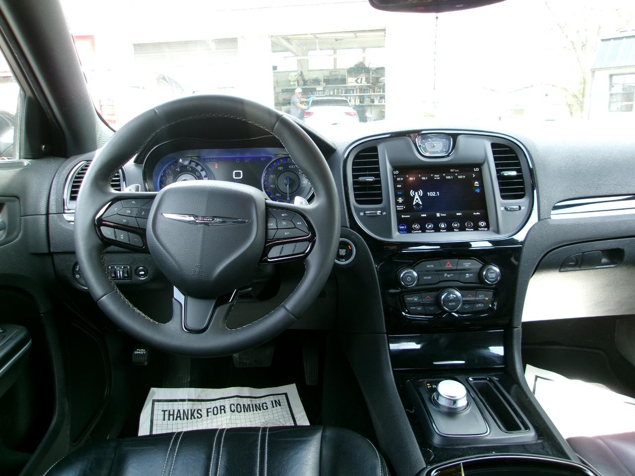 Chrysler 300 S V6 2023