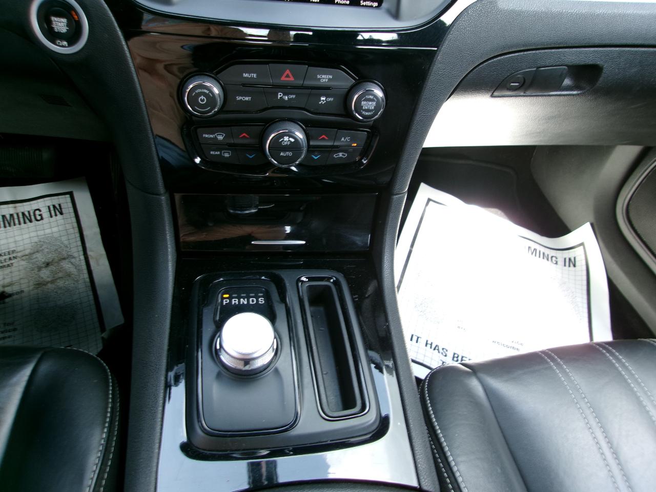 Chrysler 300 S V6 2023