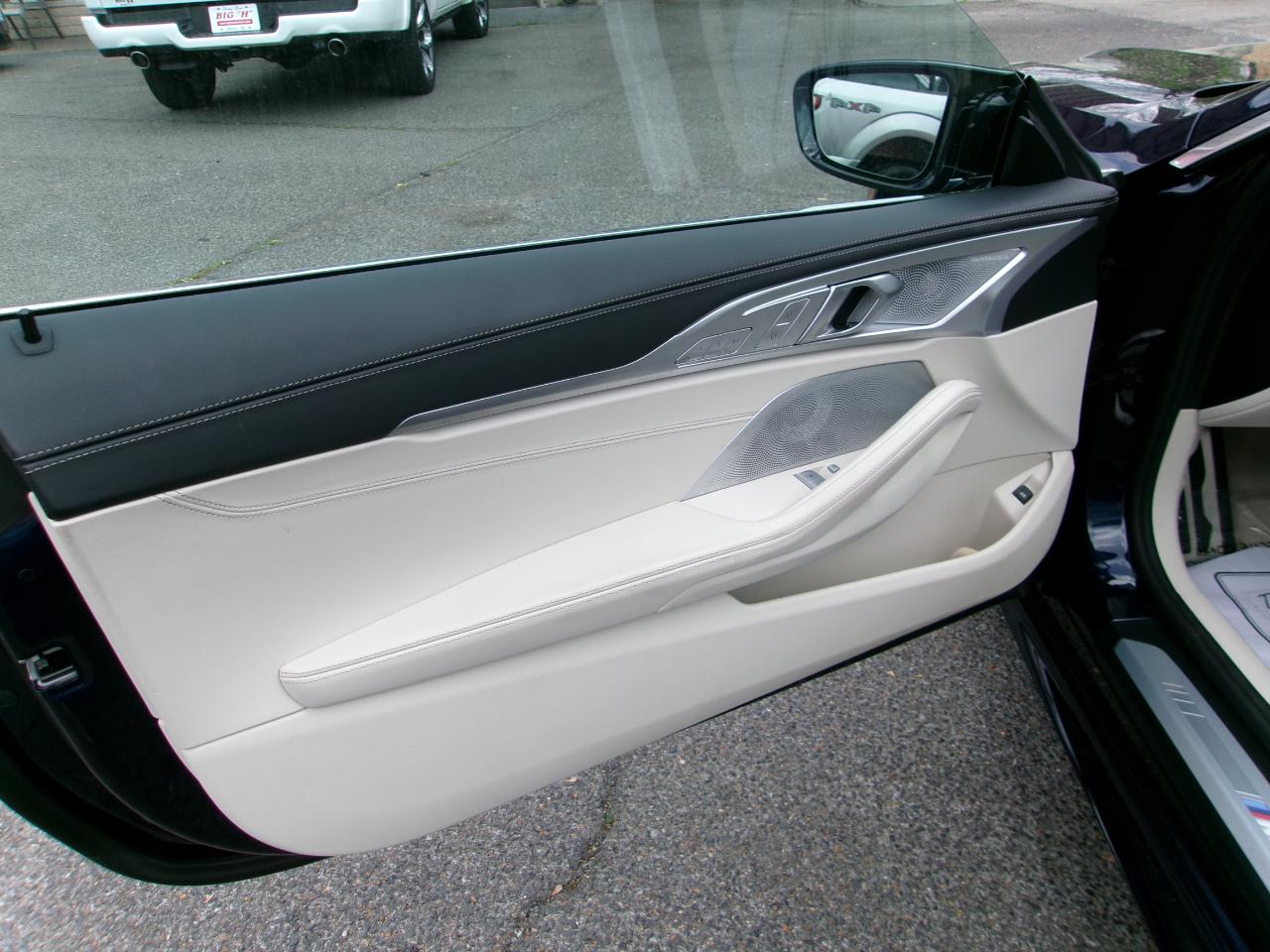 BMW 8-Series M850i xDrive Coupe 2025