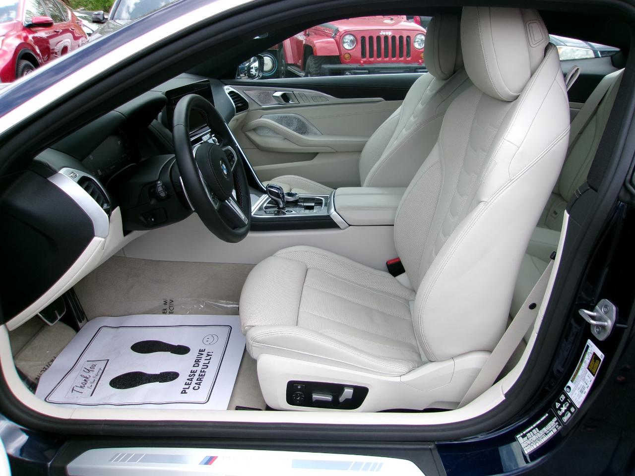 BMW 8-Series M850i xDrive Coupe 2025