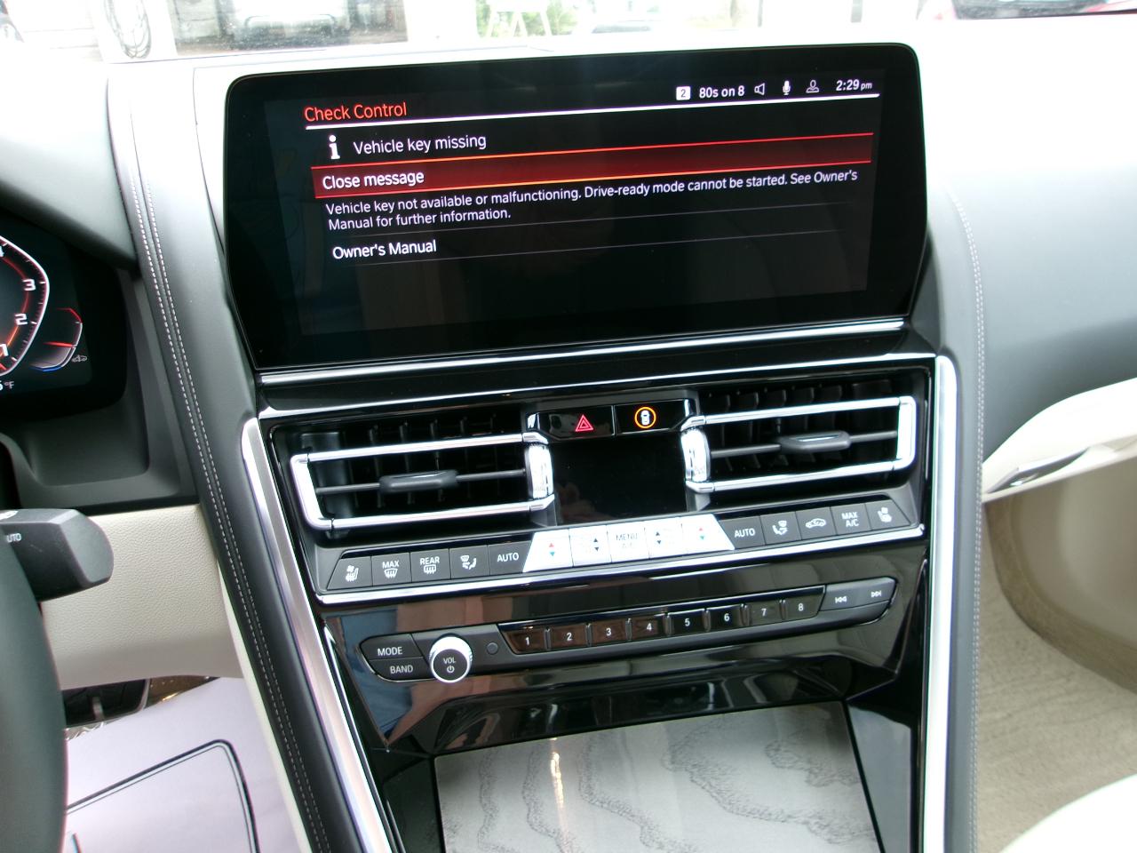 BMW 8-Series M850i xDrive Coupe 2025