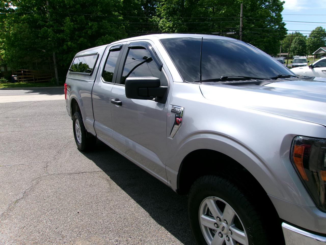 Ford F-150 XL SuperCab 6.5-ft. Bed 4WD 2023
