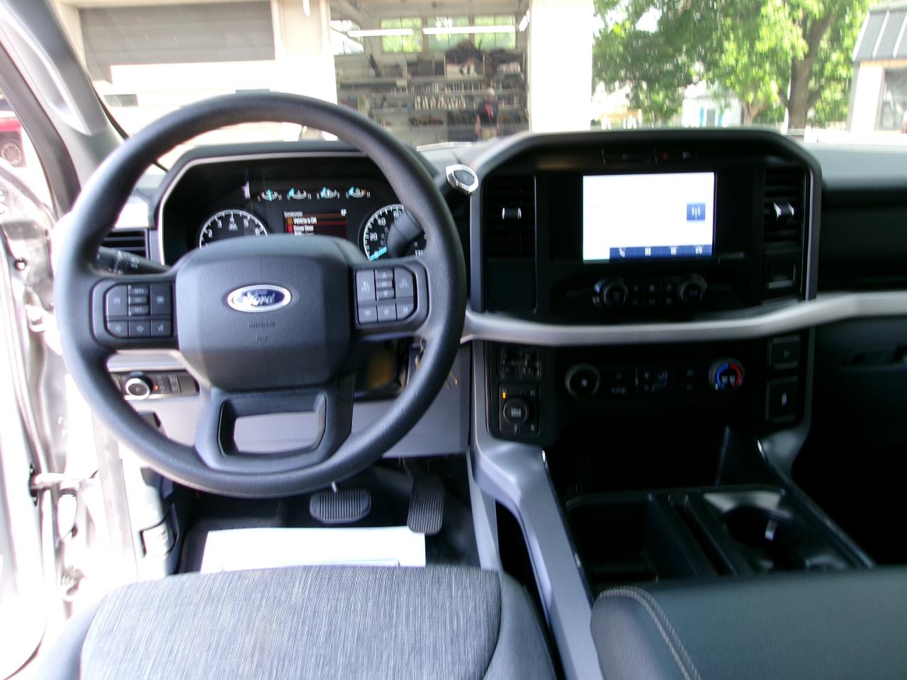 Ford F-150 XL SuperCab 6.5-ft. Bed 4WD 2023