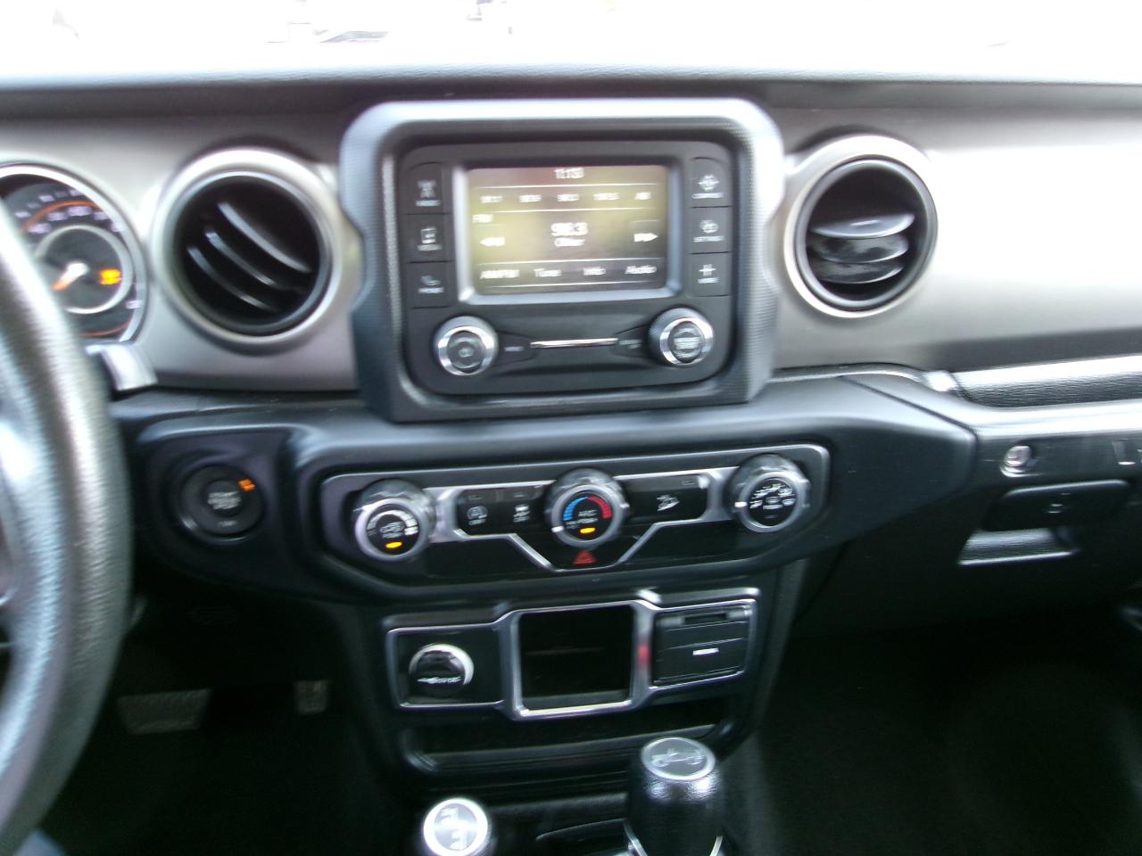 Jeep Wrangler Sport 4WD 2018