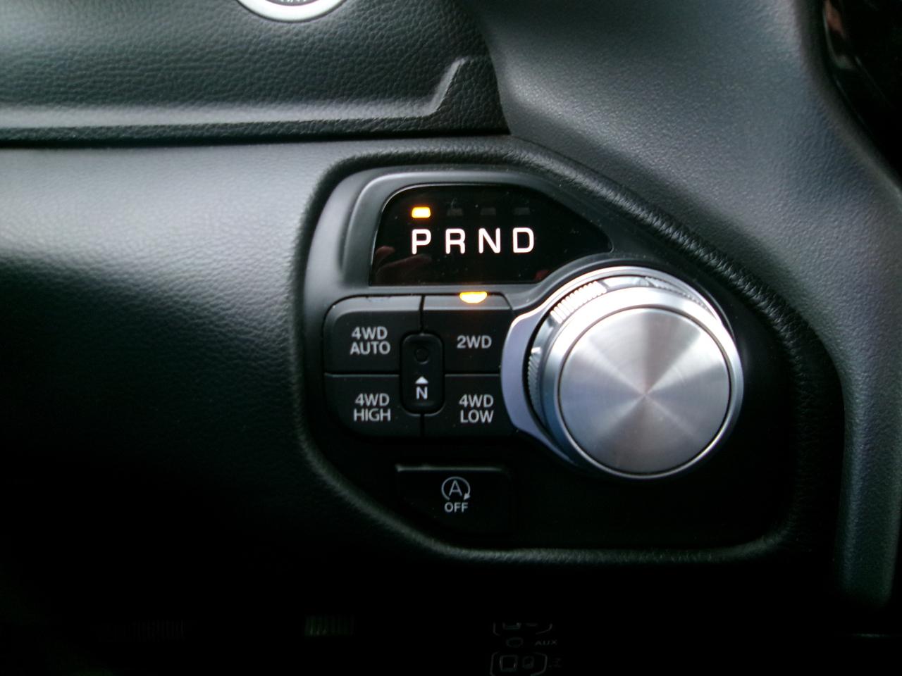 RAM 1500 Laramie Crew Cab SWB 4WD 2025