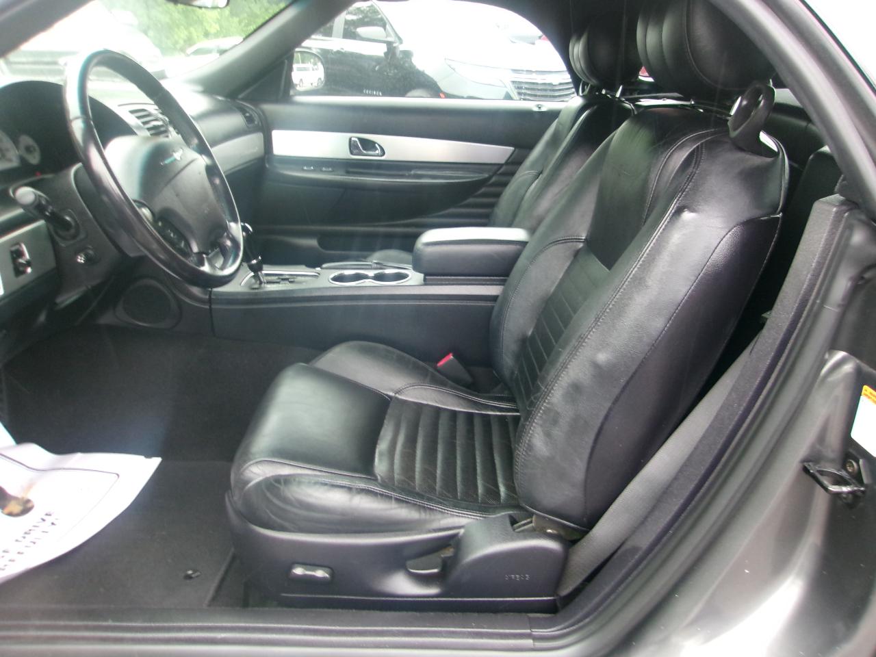 Ford Thunderbird Deluxe 2003