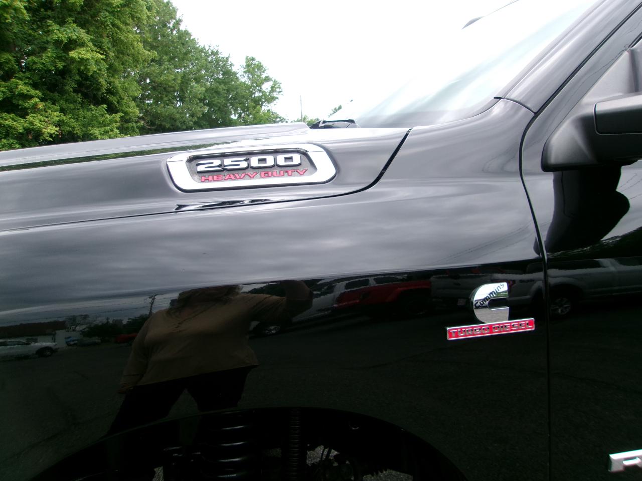 RAM 2500 Tradesman Crew Cab SWB 4WD 2022