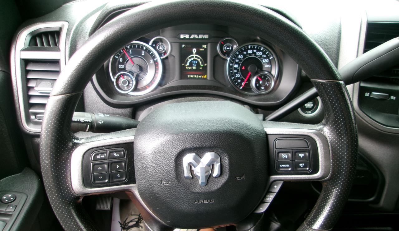 RAM 2500 Tradesman Crew Cab SWB 4WD 2022