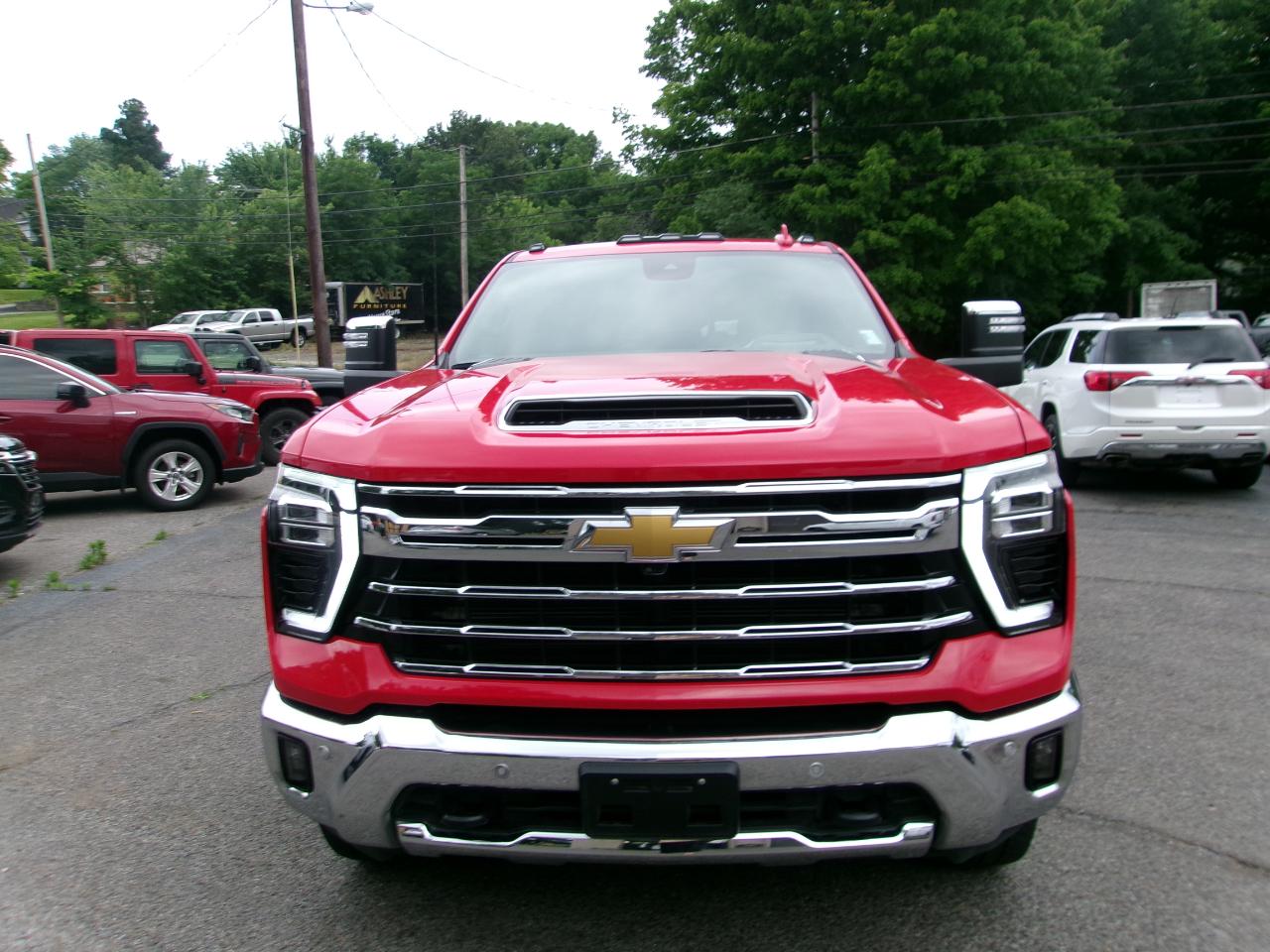 Chevrolet Silverado 2500HD LTZ Crew Cab Short Box 4WD 2024