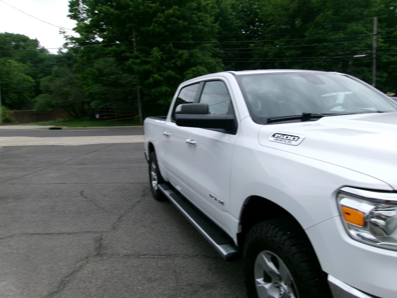RAM 1500 Big Horn Crew Cab SWB 4WD 2020