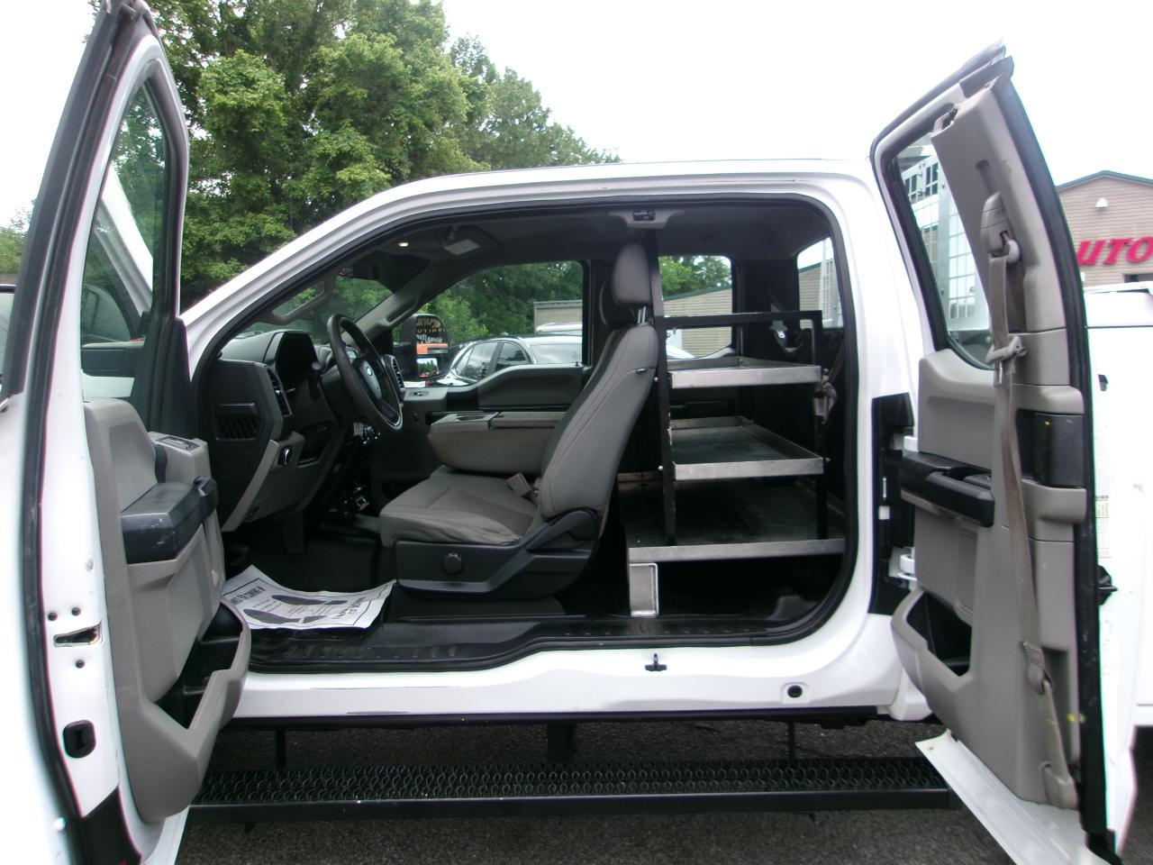 Ford F-250 SD XLT SuperCab Long Bed 4WD 2018