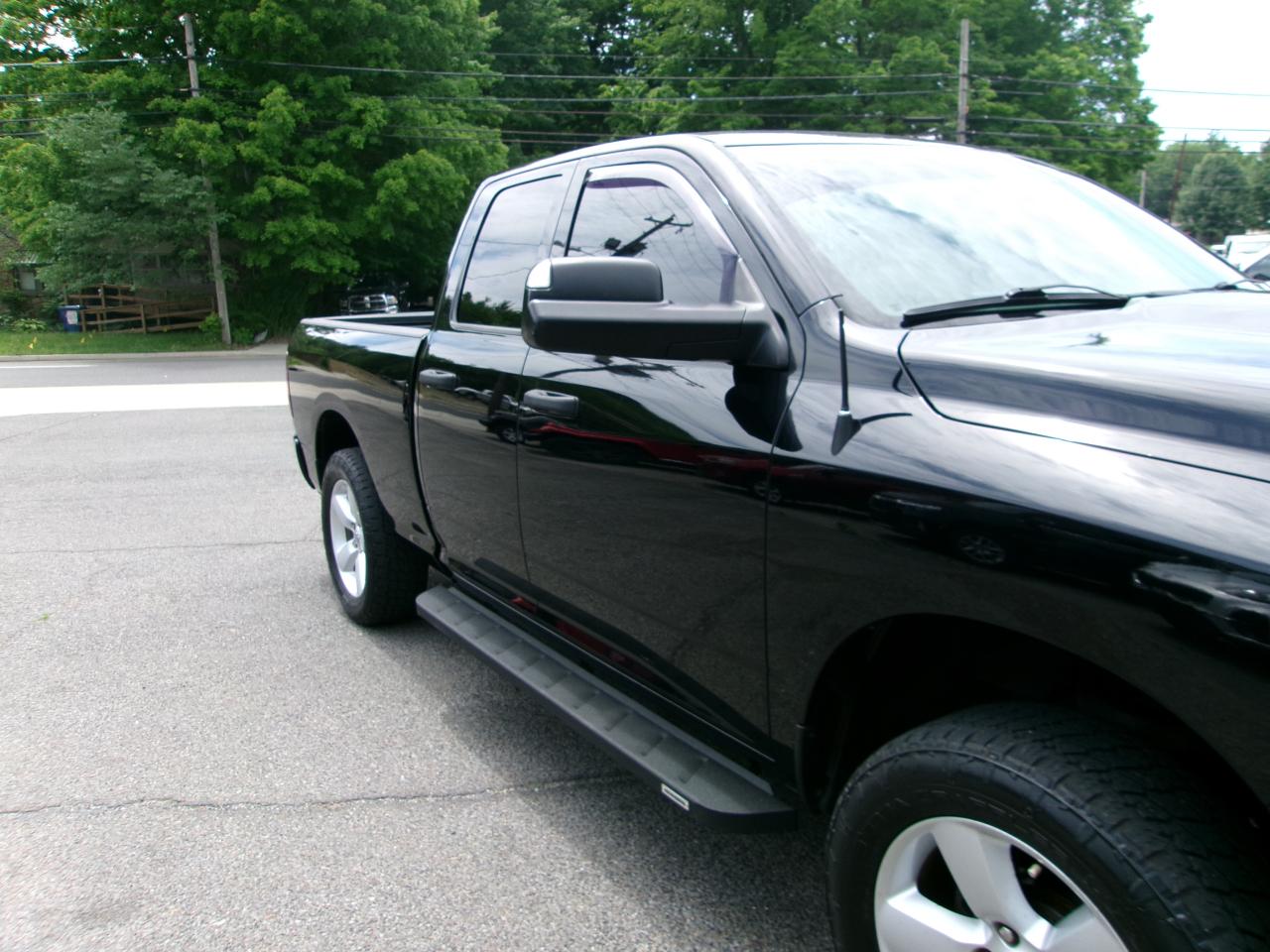 RAM 1500 Tradesman Quad Cab 4WD 2014