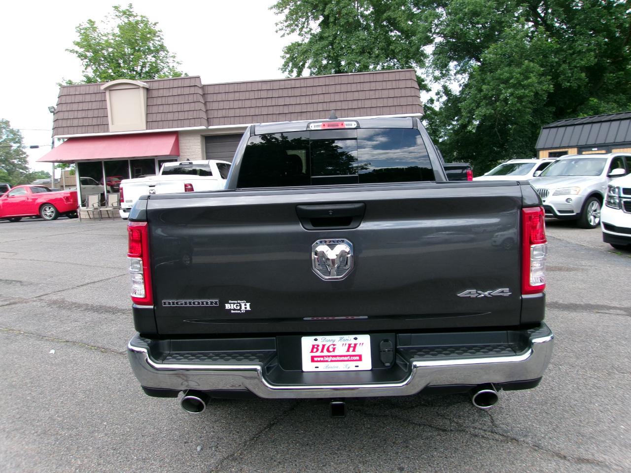 RAM 1500 Big Horn Crew Cab SWB 4WD 2023