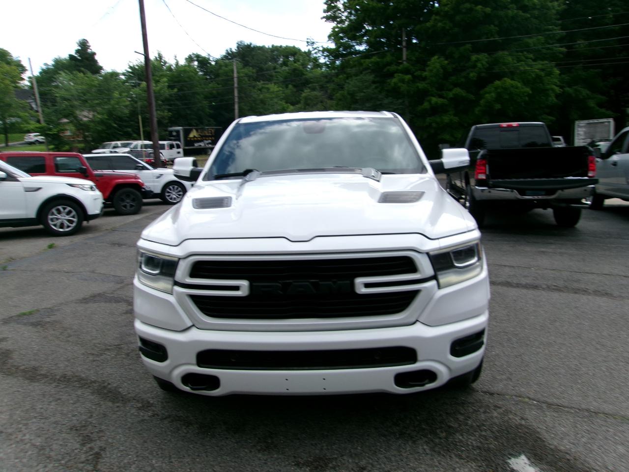 RAM 1500 Laramie Crew Cab SWB 4WD 2019