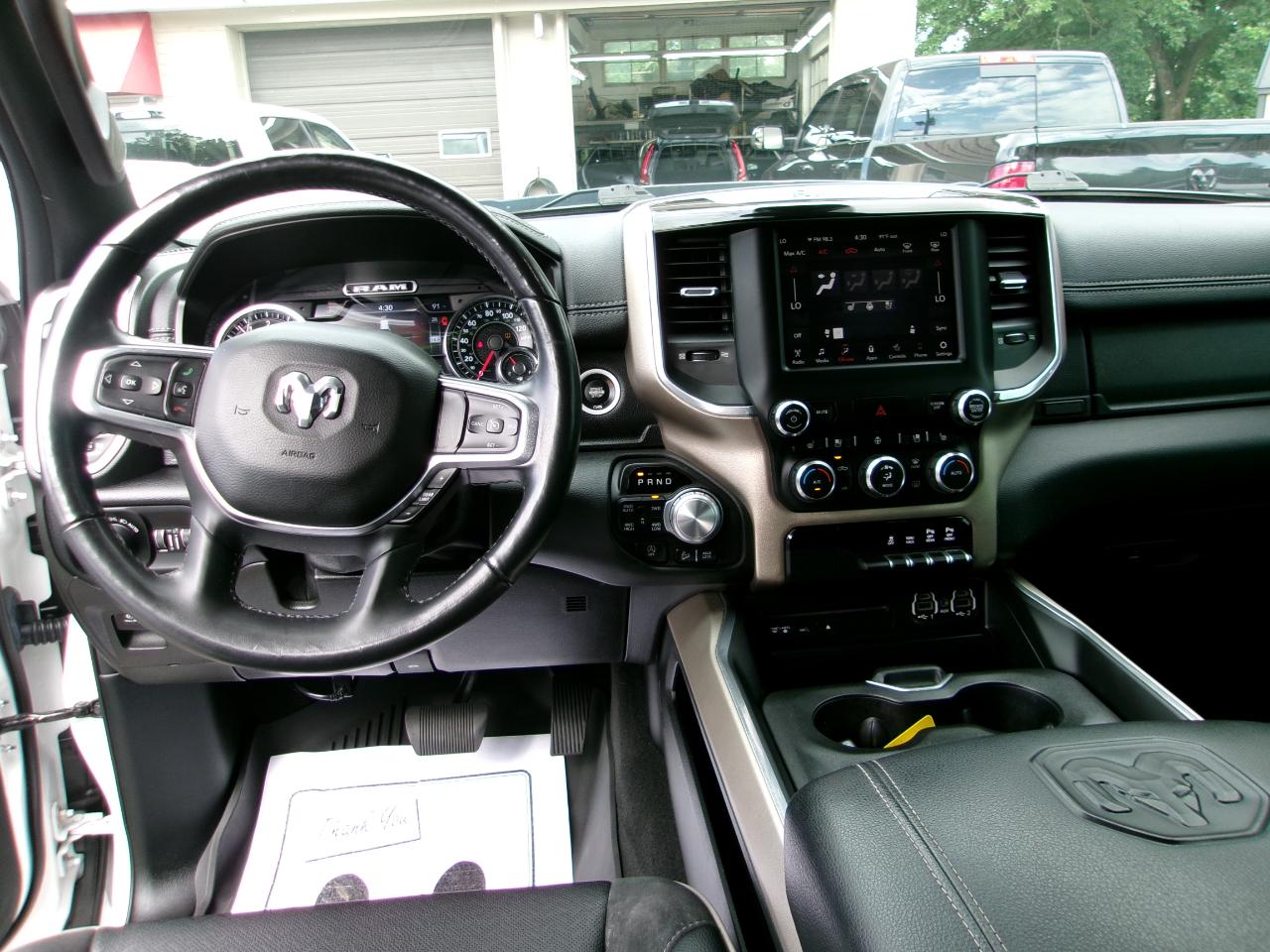 RAM 1500 Laramie Crew Cab SWB 4WD 2019