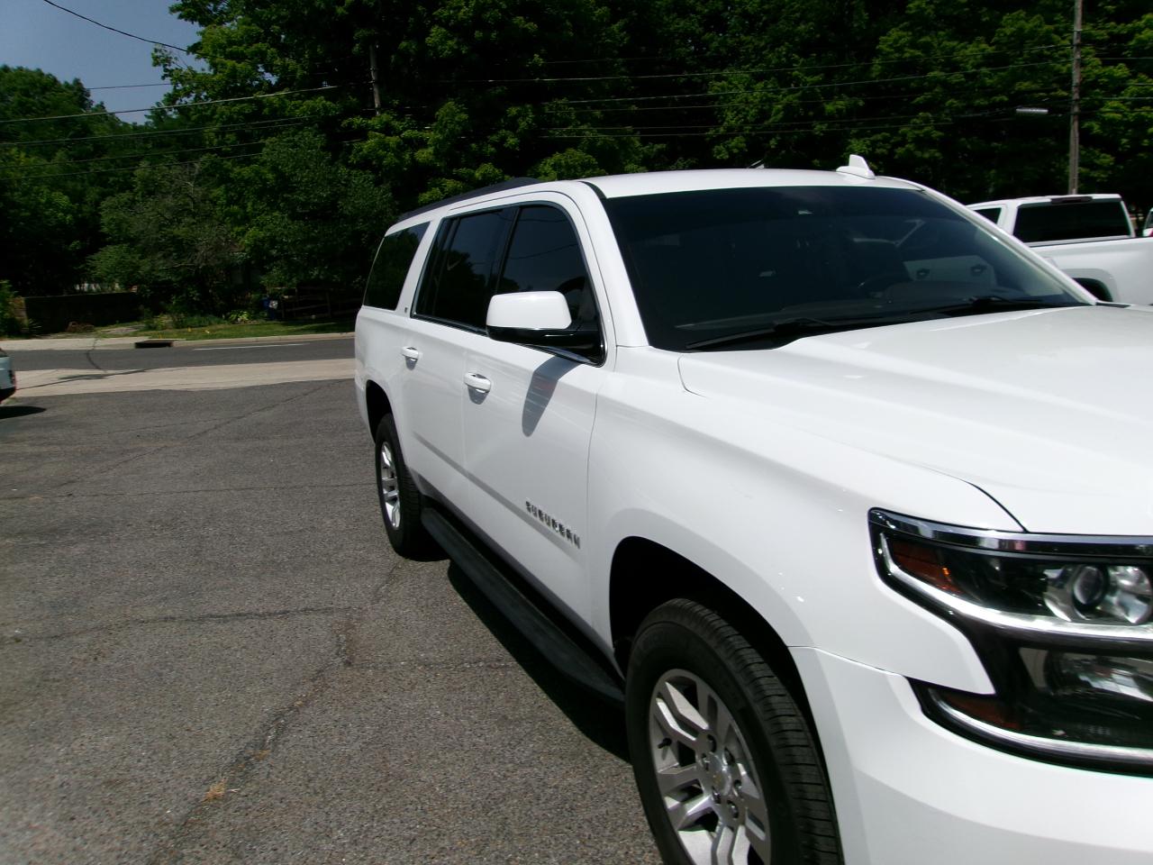Chevrolet Suburban LT 4WD 2017