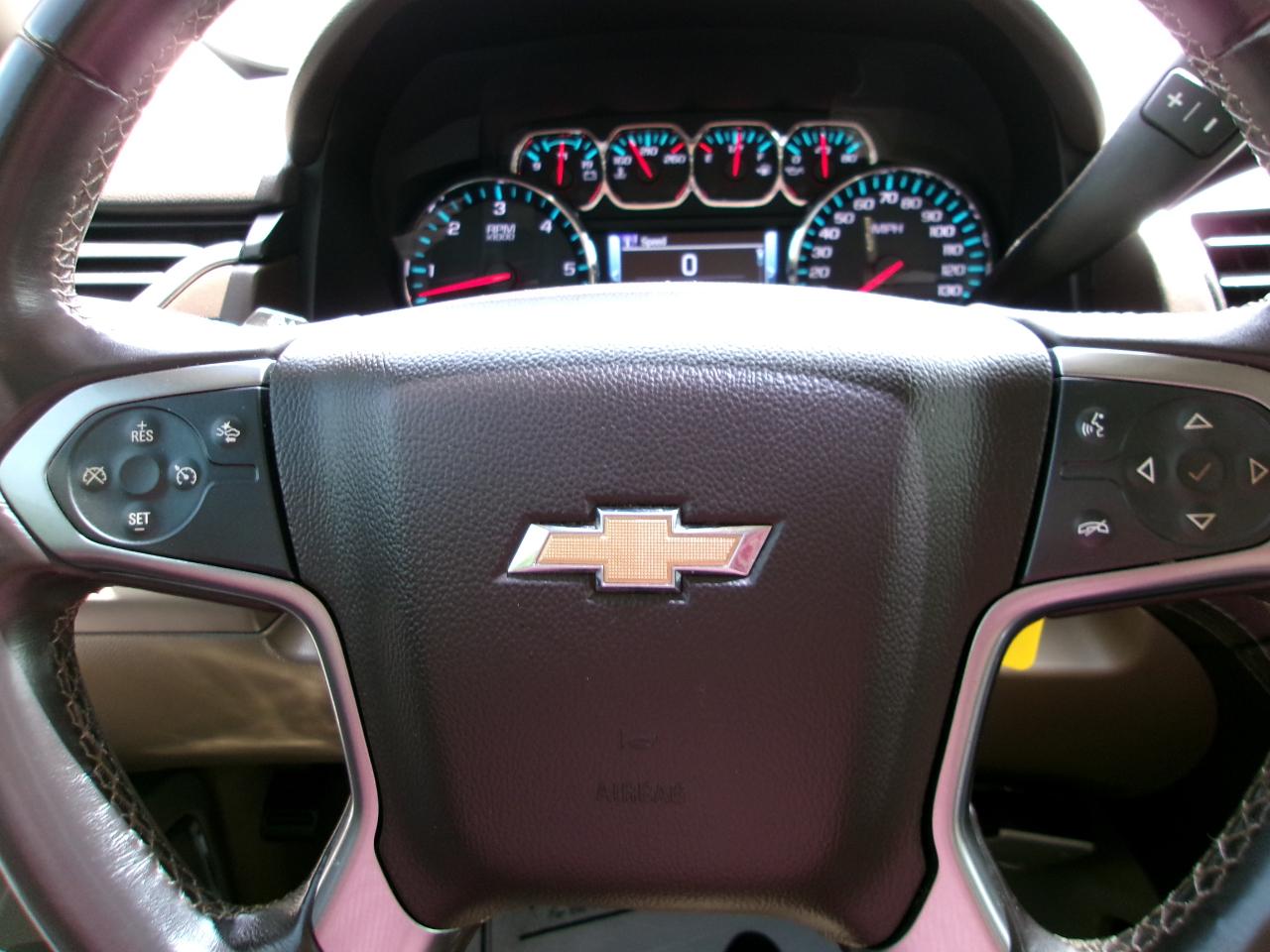 Chevrolet Suburban LT 4WD 2017