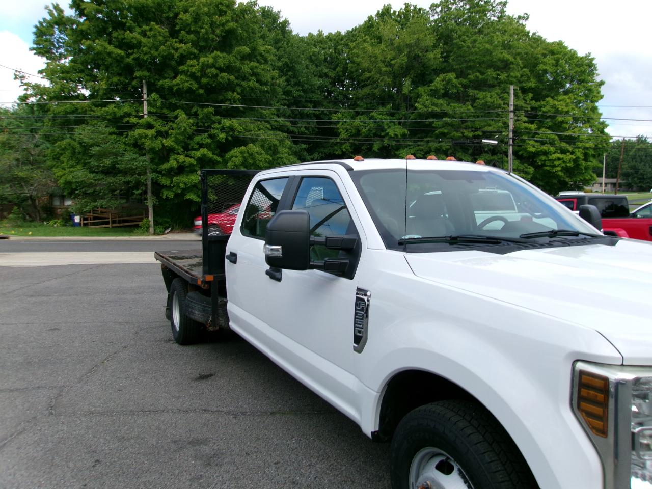 Ford F-350 SD XL Crew Cab Long Bed DRW 2WD 2018