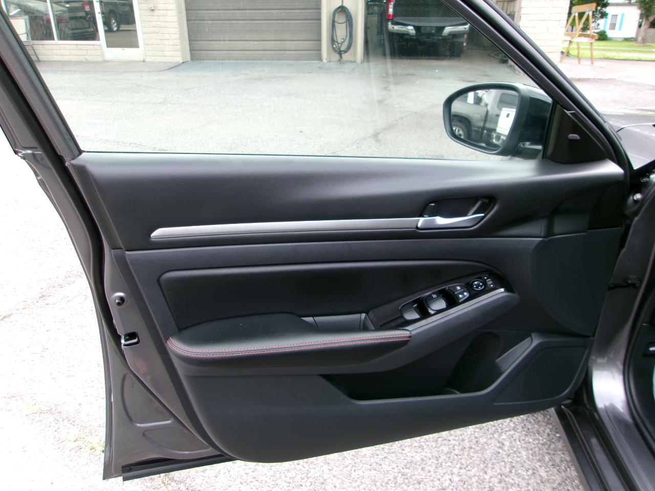 Nissan Altima 2.5 SR AWD 2024