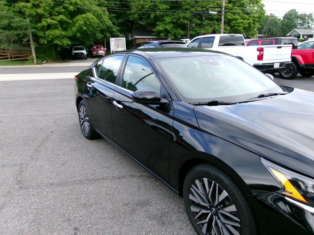 Nissan Altima 2.5 SV 2023