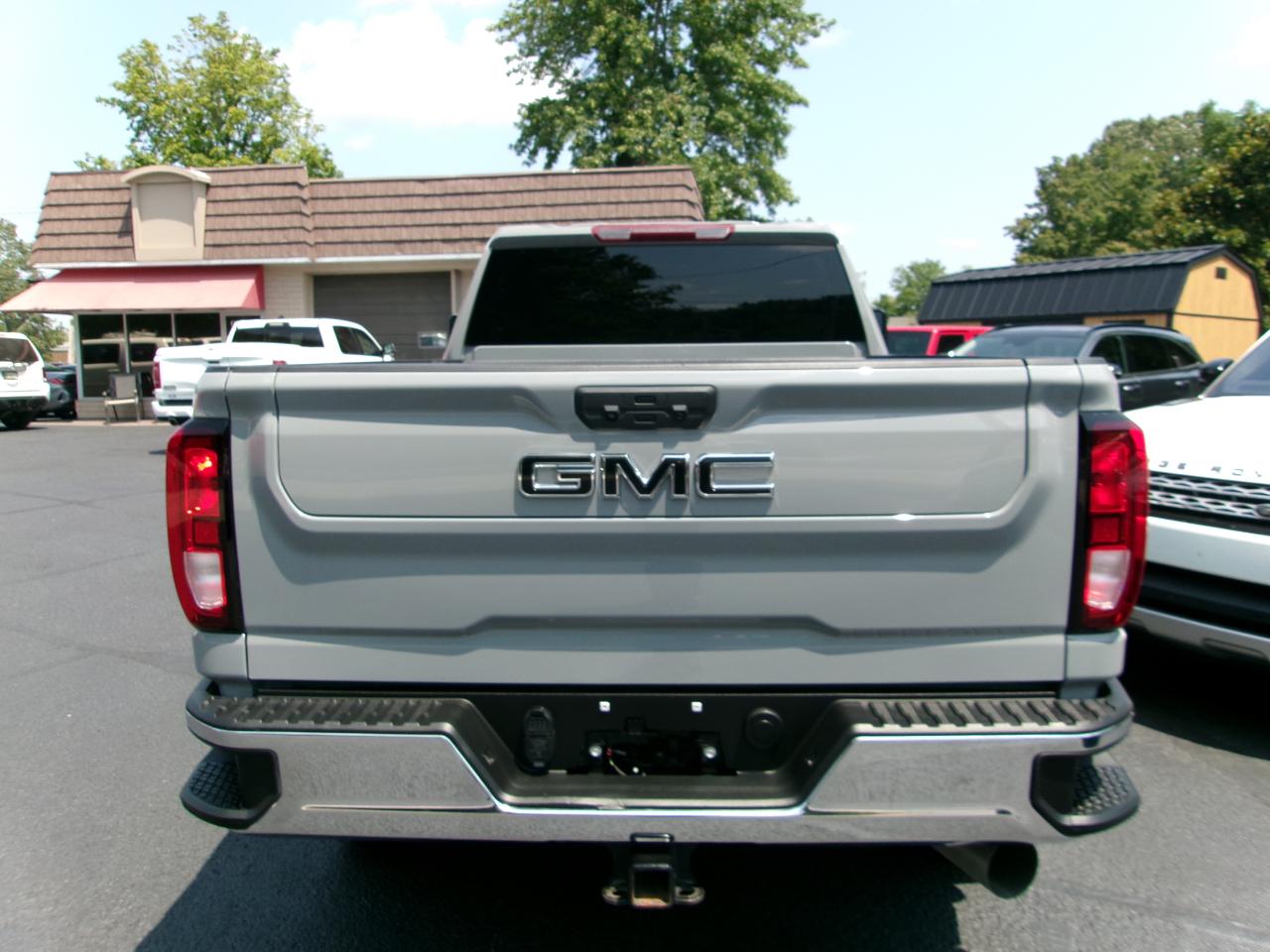 GMC Sierra 2500HD SLE Crew Cab 4WD 2025