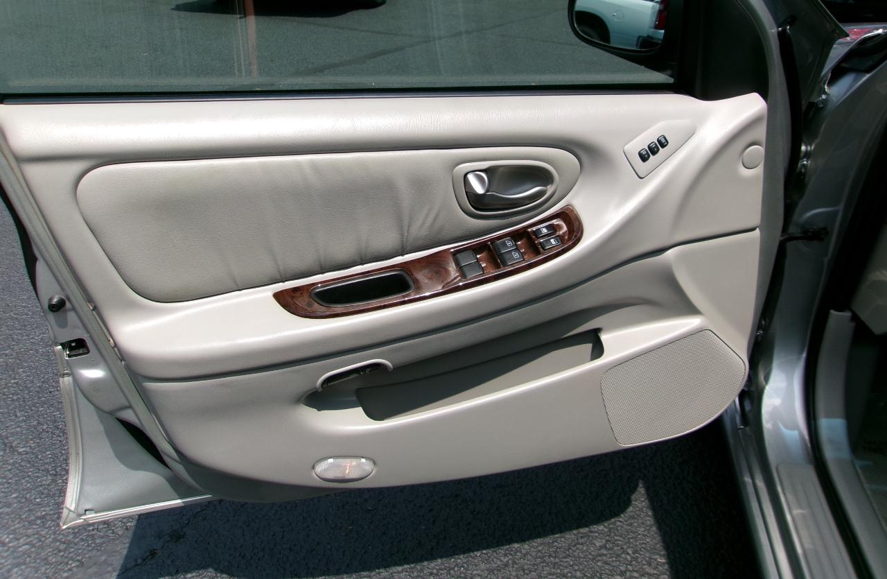 Nissan Maxima GLE 2003