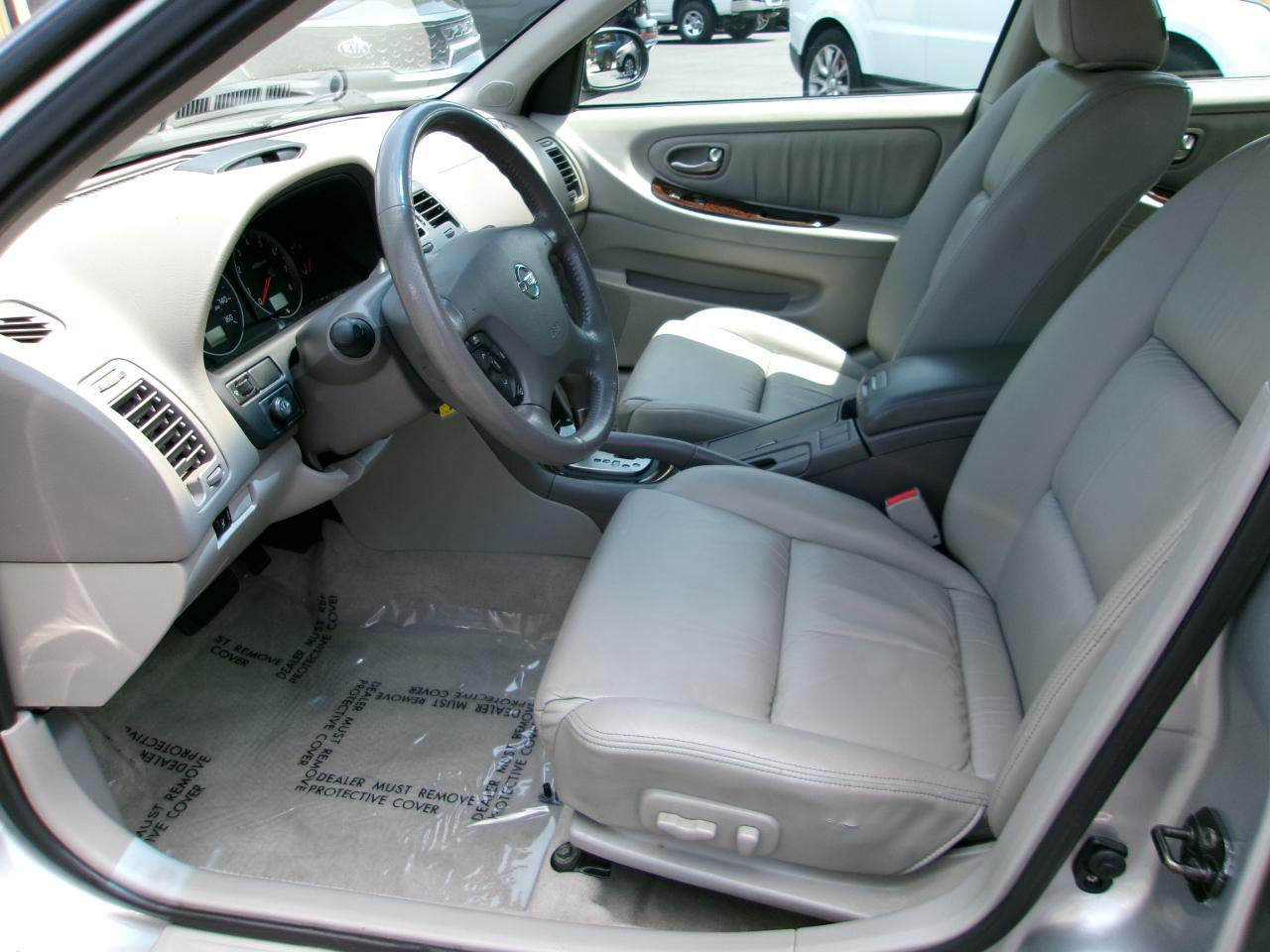 Nissan Maxima GLE 2003