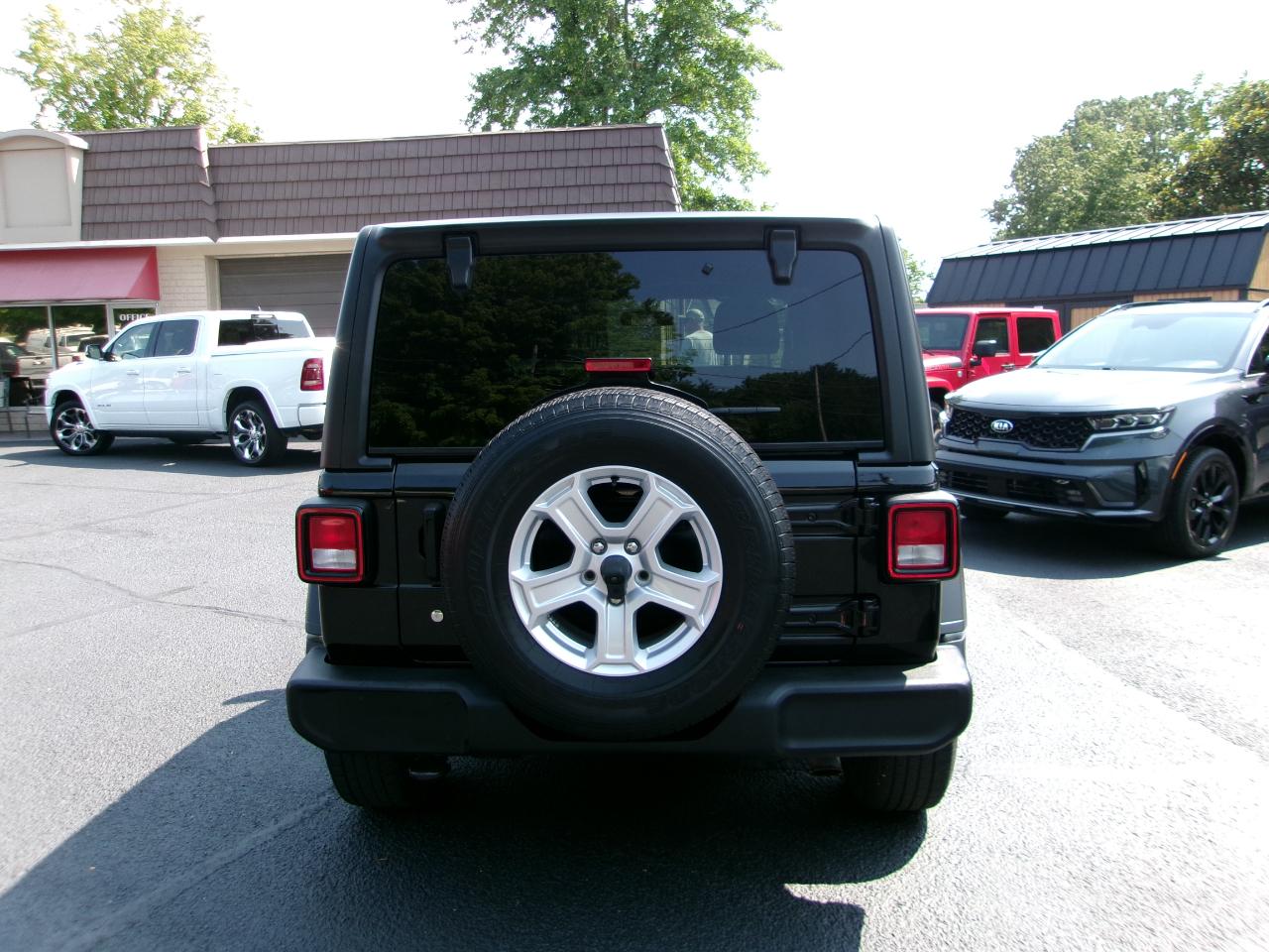 Jeep Wrangler Sport S 2020