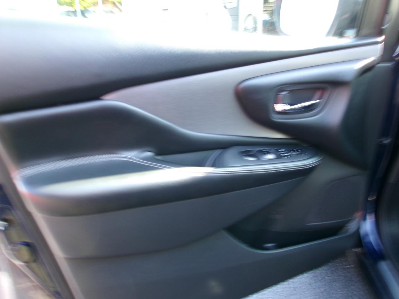 Nissan Murano SV AWD 2023