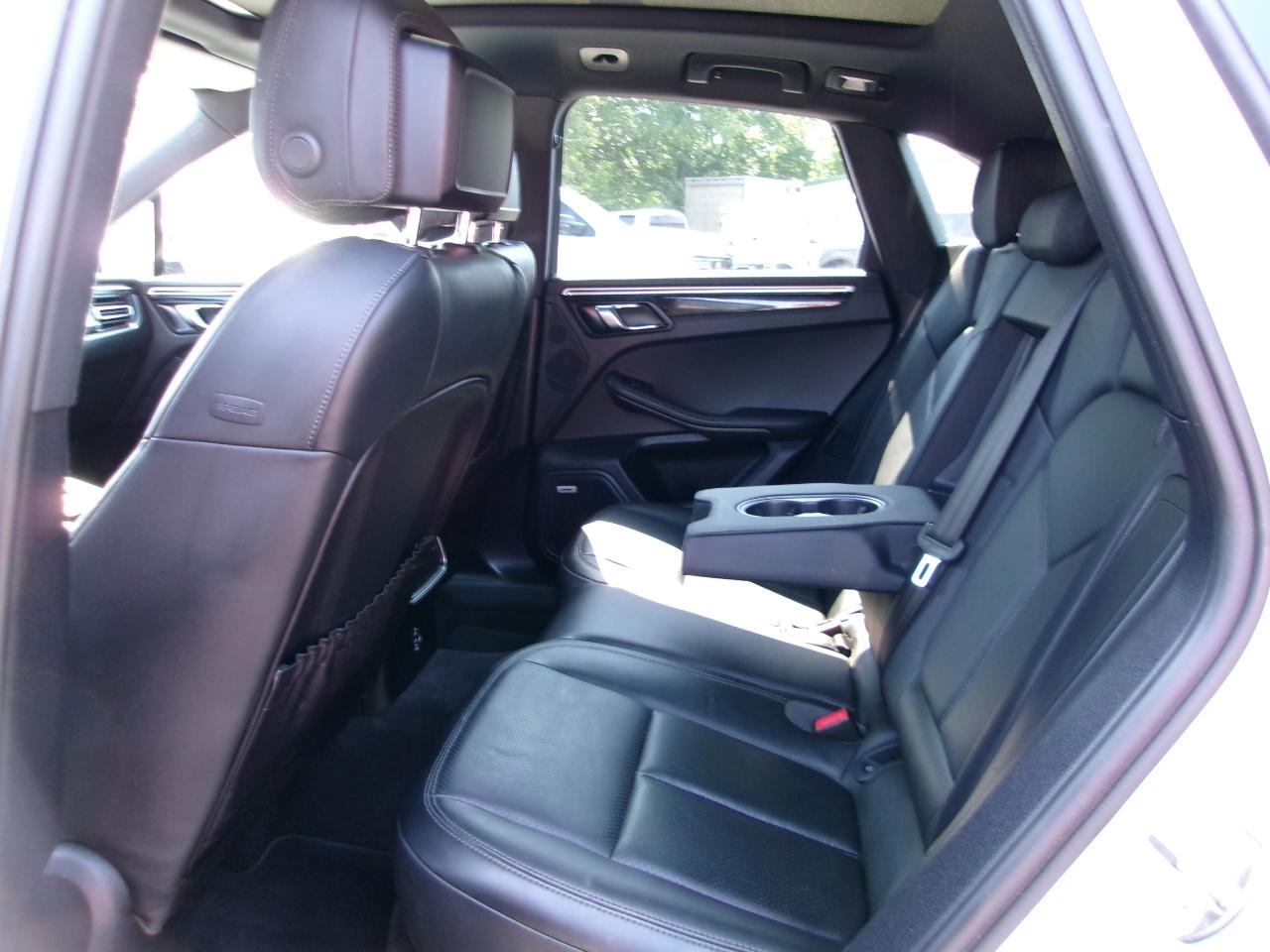Porsche Macan S 2021
