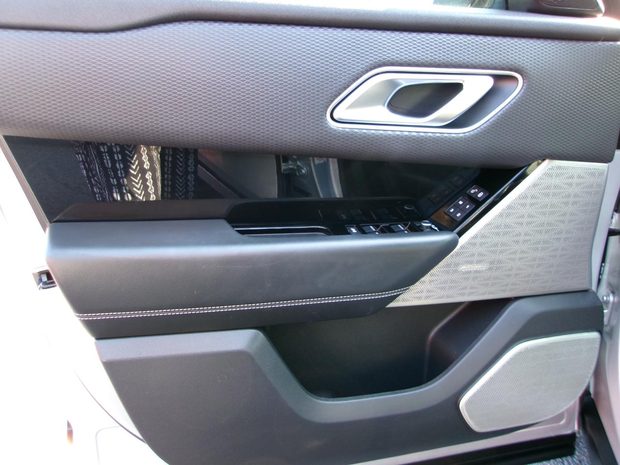 Land Rover Range Rover Velar S 2019