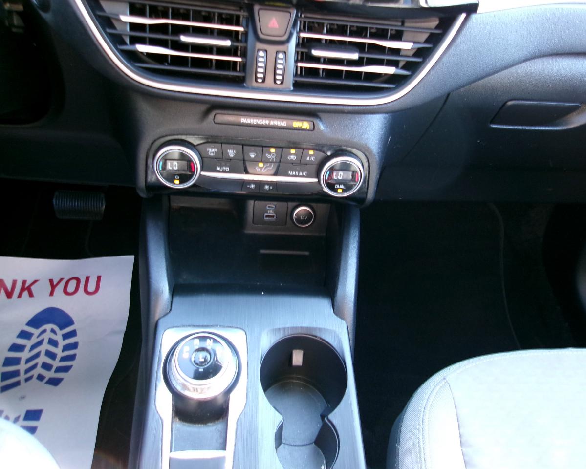 Ford Escape SE 2021