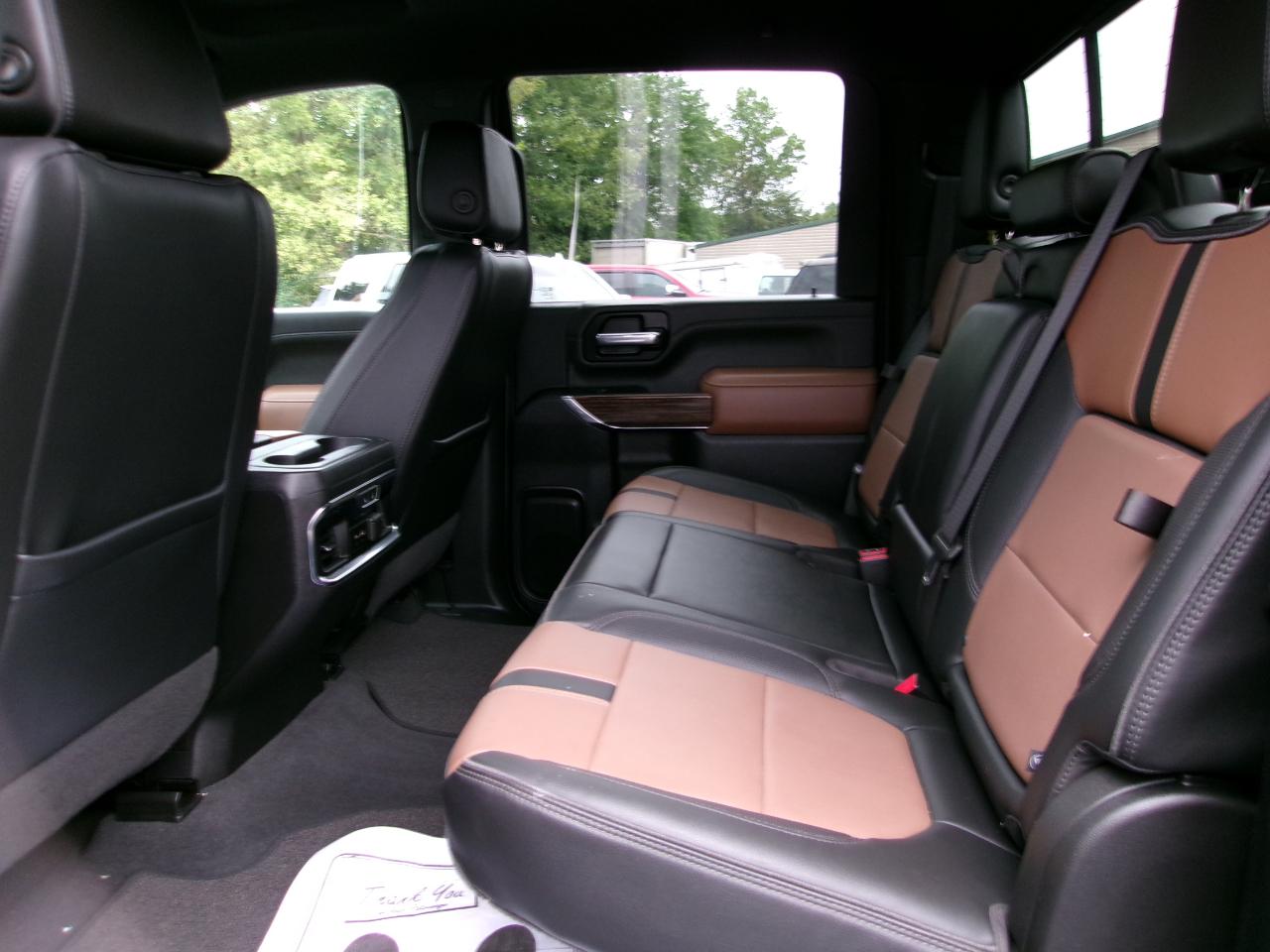 Chevrolet Silverado 3500HD High Country Crew Cab 4WD 2023