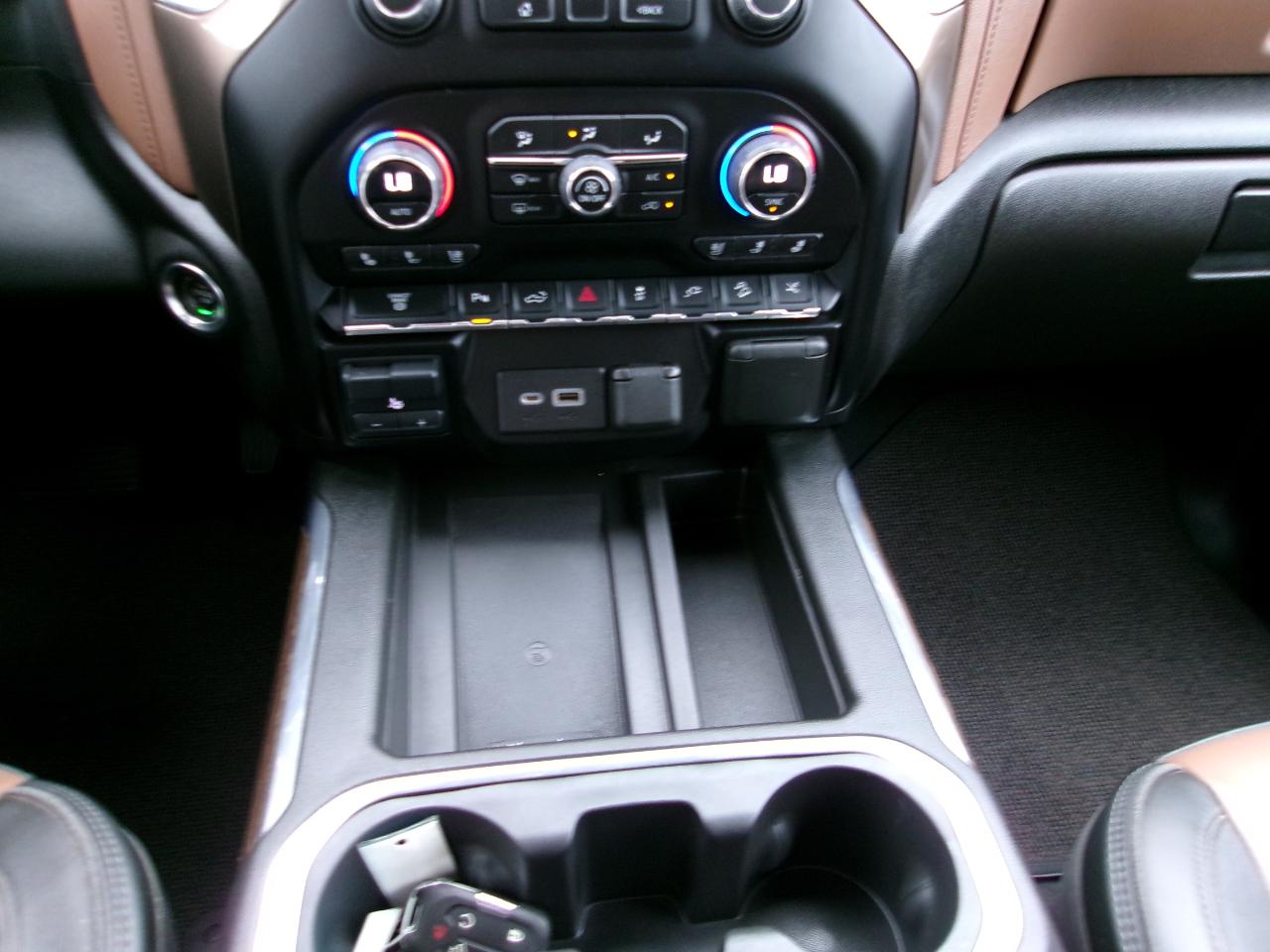 Chevrolet Silverado 3500HD High Country Crew Cab 4WD 2023