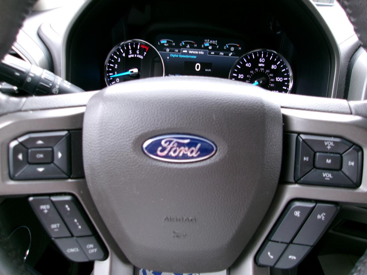 Ford Expedition XLT 4WD 2018