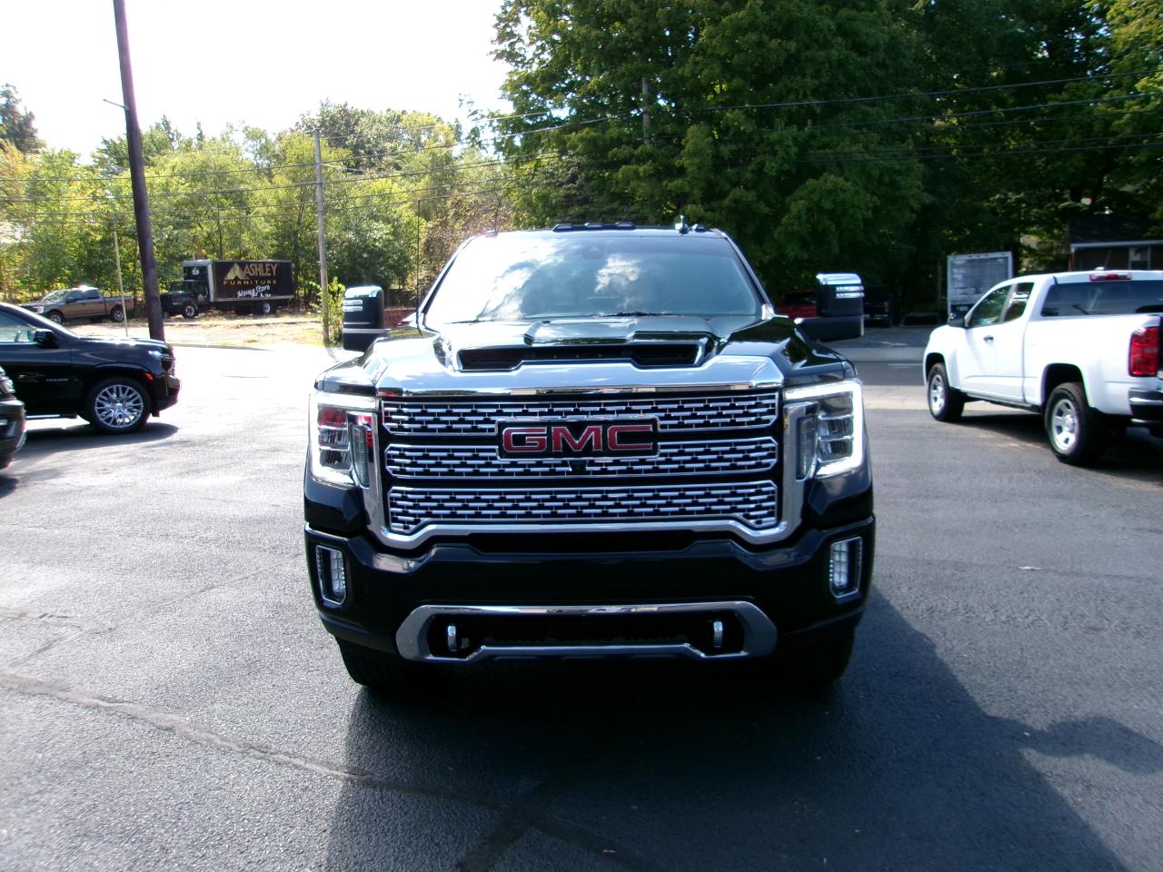 GMC Sierra 2500HD Denali Crew Cab 4WD SB 2022