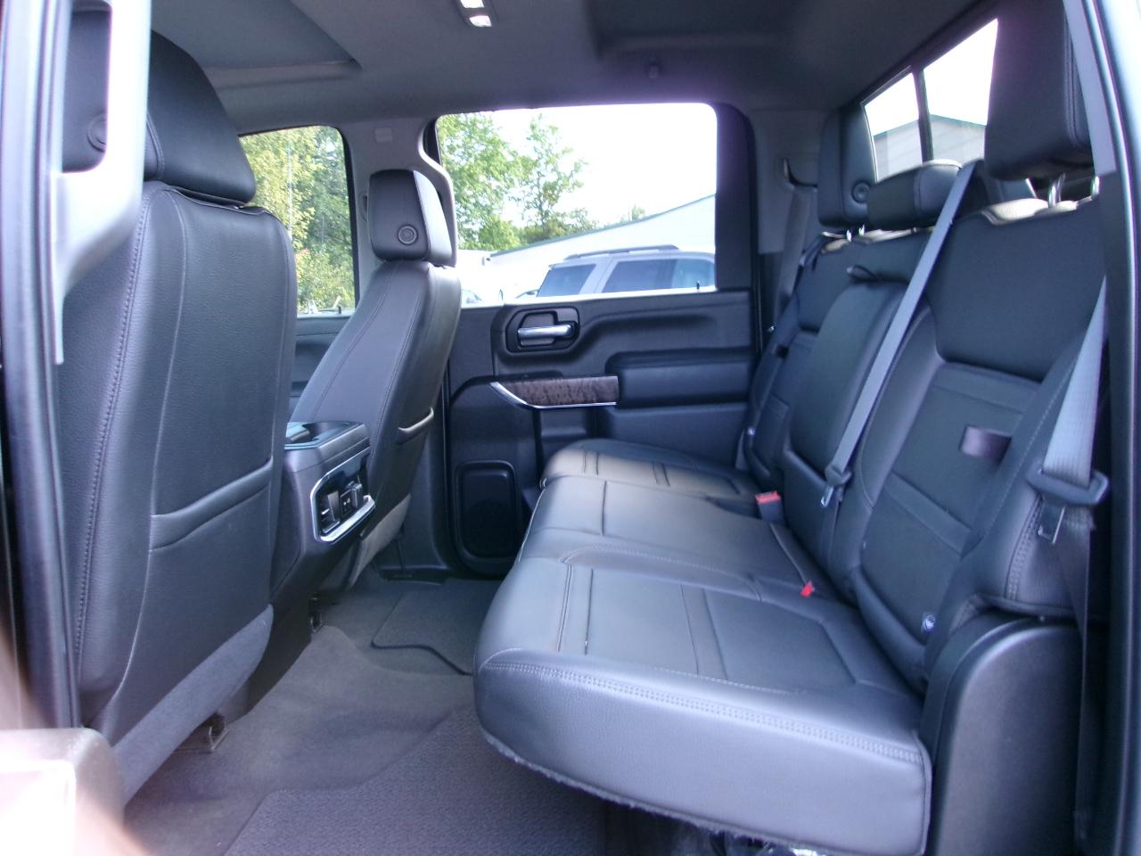 GMC Sierra 2500HD Denali Crew Cab 4WD SB 2022