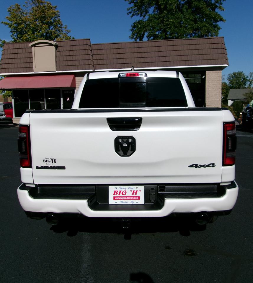 RAM 1500 Laramie Crew Cab SWB 4WD 2024