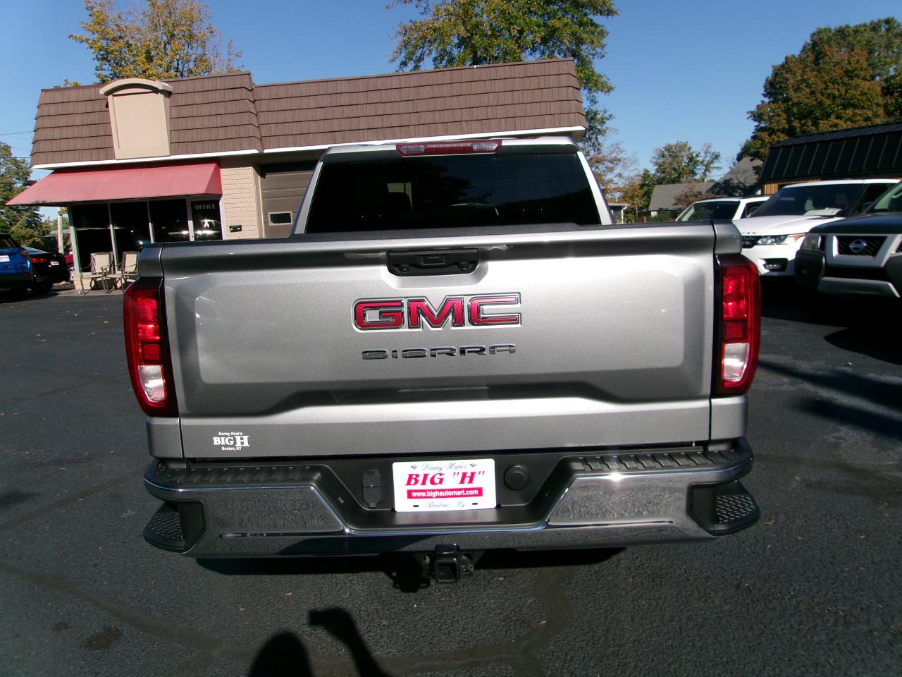 GMC Sierra 1500 Pro Crew Cab Short Box 4WD 2023