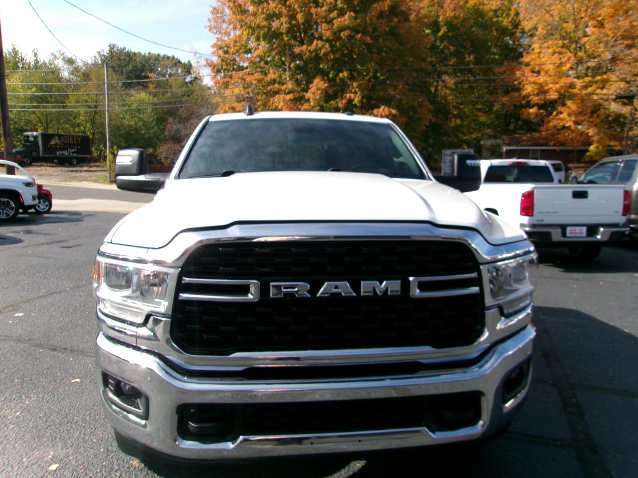 RAM 2500 Tradesman Crew Cab SWB 4WD 2024
