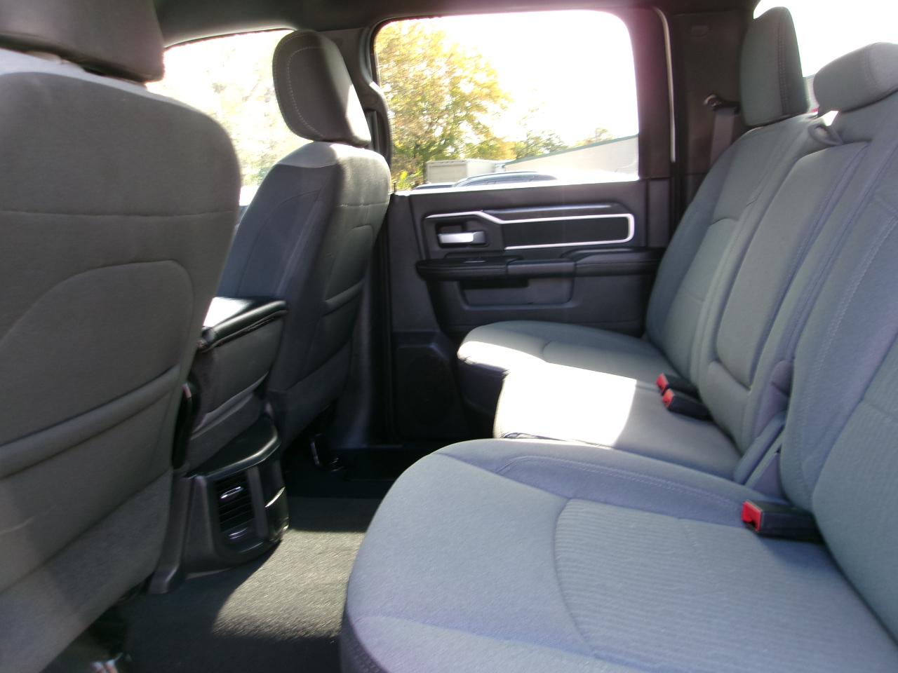 RAM 2500 Tradesman Crew Cab SWB 4WD 2024