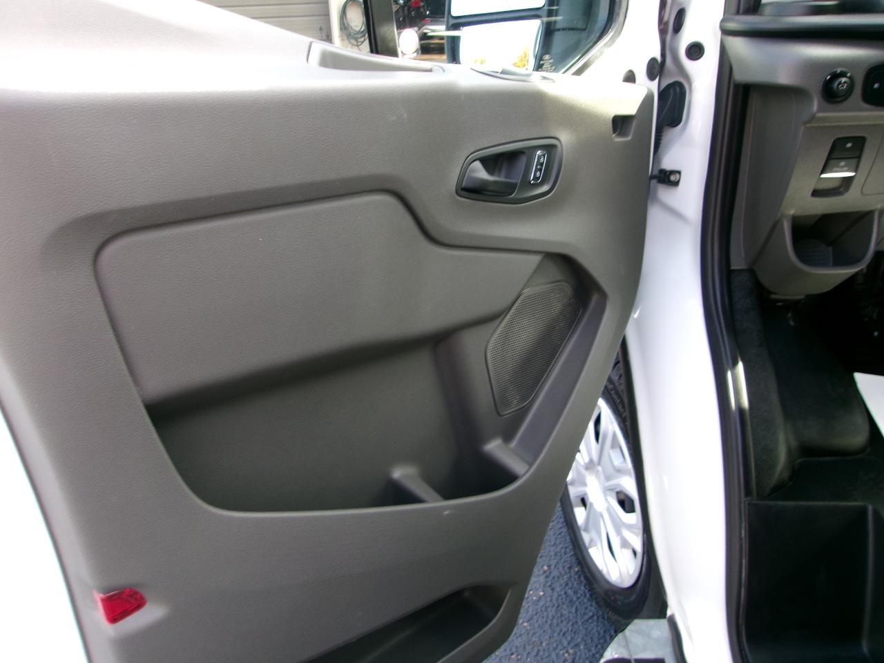 Ford Transit 250 Van 2025