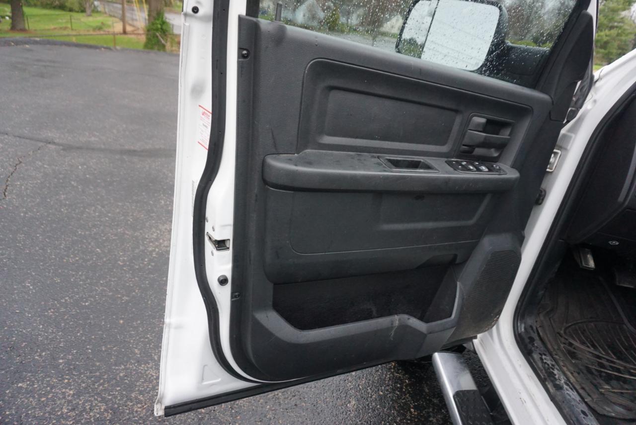 Dodge Ram 2500 SLT Quad Cab Short Bed 4WD 2014